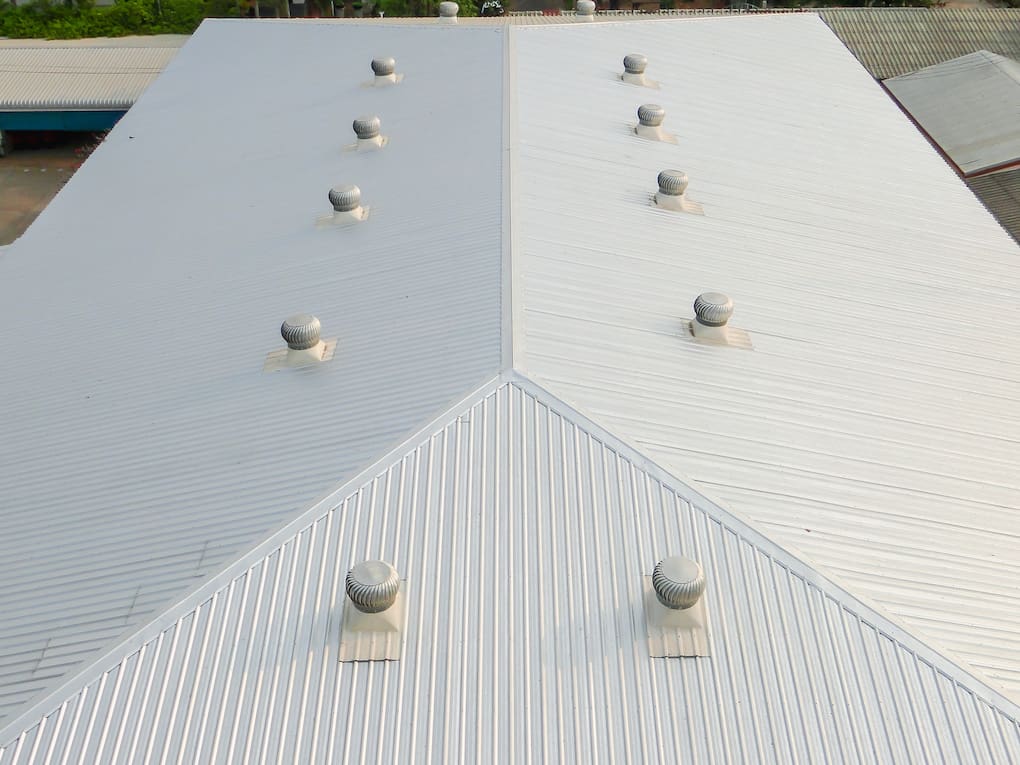 Cooling a shop warehouse without ac